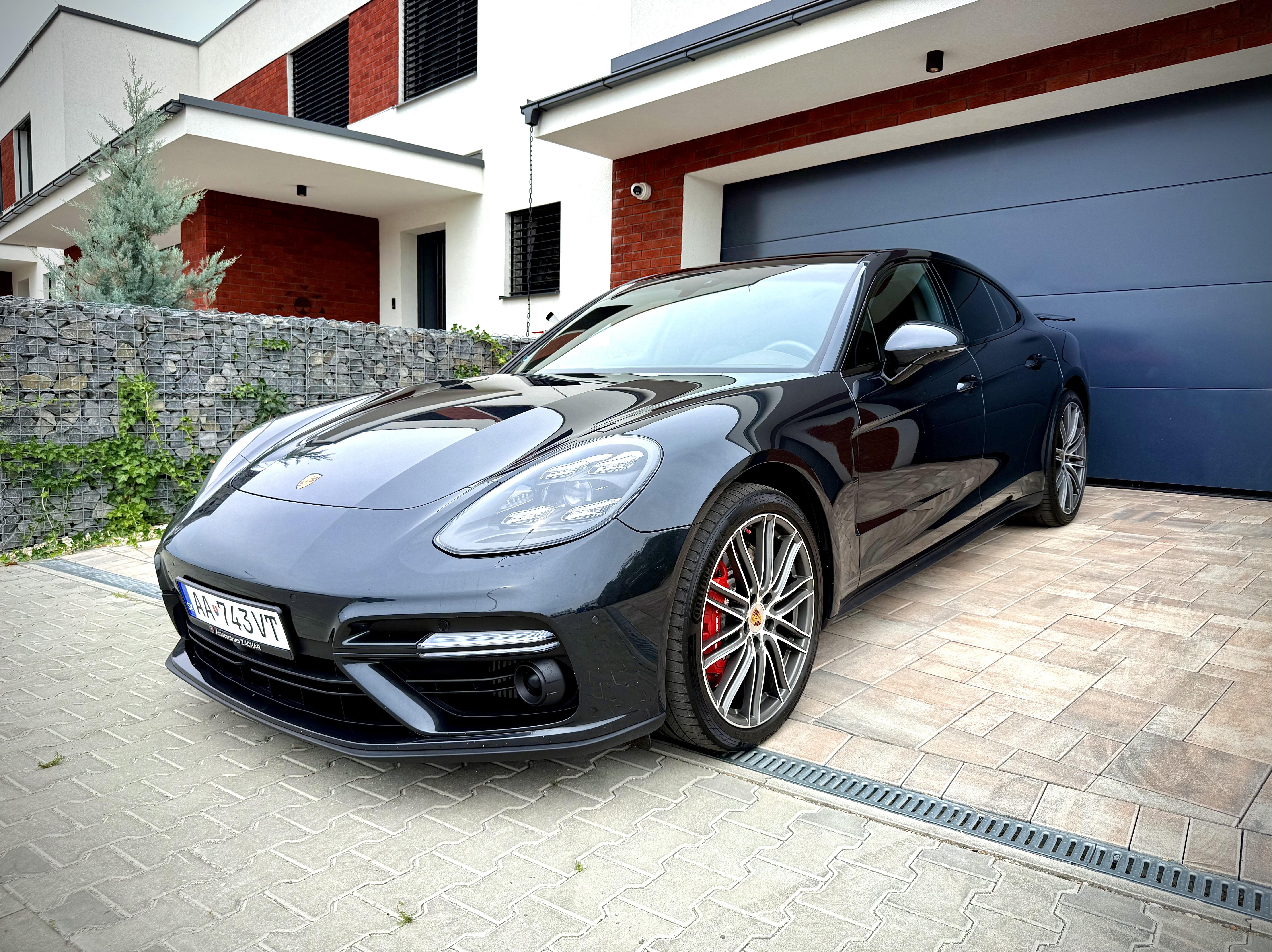 Porsche Panamera Turbo 2018